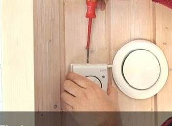 8. Fit the cover and adjust the air outlet with the diffuser. air outlet with the diffuser